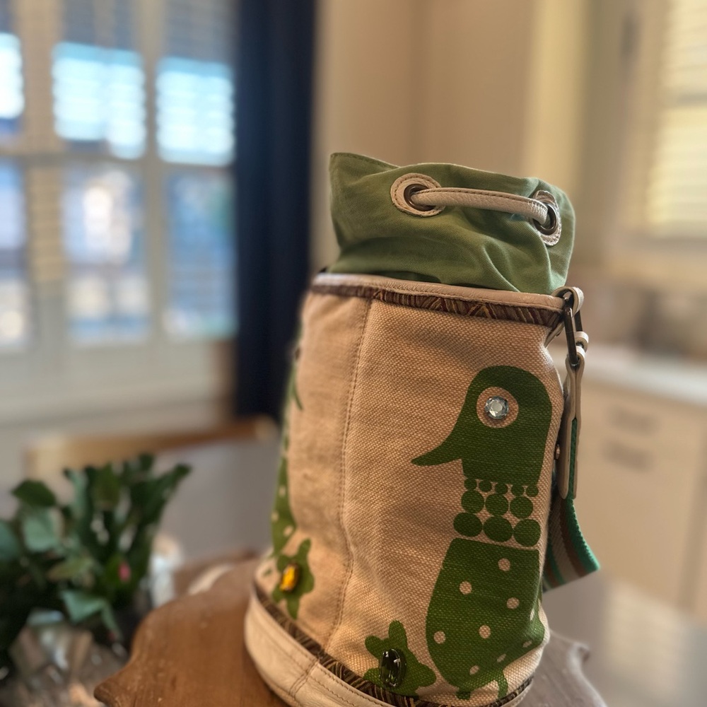 Sooo Good!! Hayden Harnett Cute Cute Leather trim Canvas Bucket Bag Green&Cream. - Picture 4 of 4